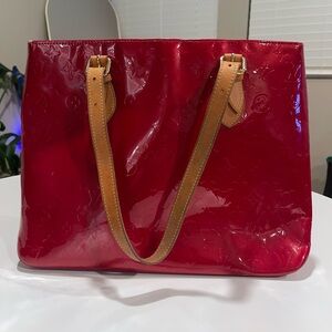 Louis Vuitton Monogram Vernis Brentwood Tote Bag
